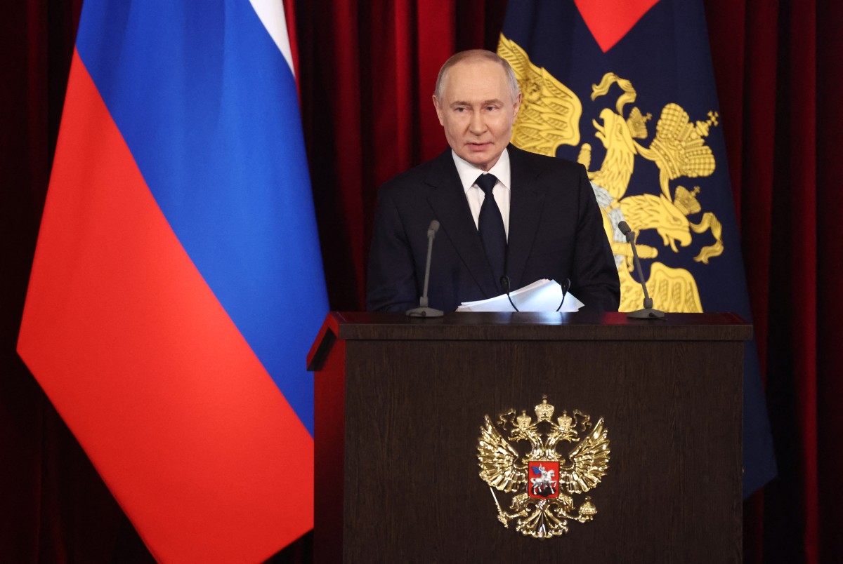 Putin warns of early gas cut to EU as global energy crisis deepens